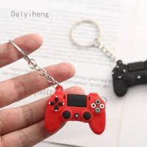 Mini Classic Game Machine Retro Creativity Console Random Design Keychain