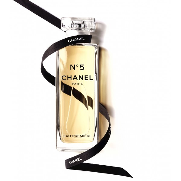 Chanel No 5: Ask For The Moon - Holiday Editions 2021 ~ Fragrance News