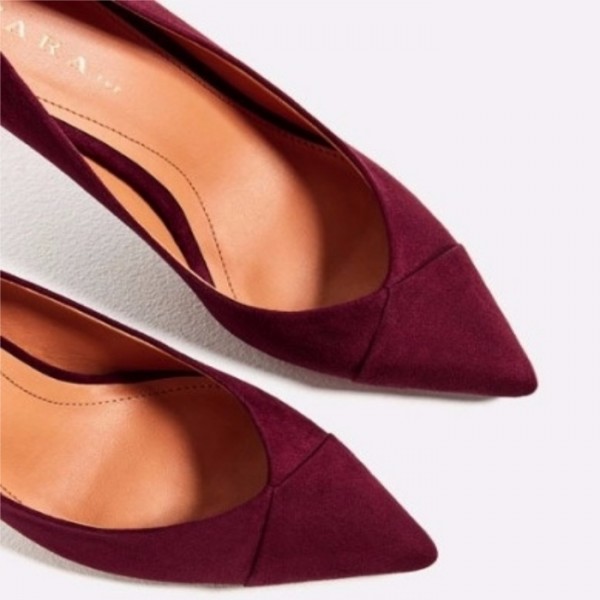 maroon pumps