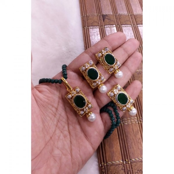 Set Of Necklace and Earrings with Green Stones