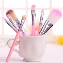 Hello Kitty 7 Makeup Brushes