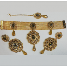 Stylish Choker set Golden