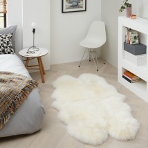 Large Ivory white sheepskin 4ft x 6ft rug