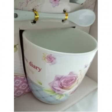 Beautiful Mug Set for Gifts - 002 
