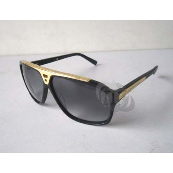 Original Louis Vuitton Eye Wear Sun Glasses in Pakistan