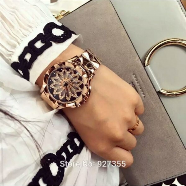 Rotating Crystal watch for Women Imported High Quality 2017
