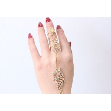 Stylish Long Chain Nail Hollow Character Leaf Rhinstone Ring for woman