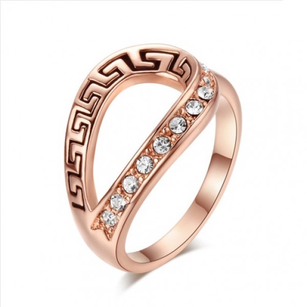 Classic Retro Pattern 18K Rose Gold Plated Ring Genuine Crystals Ring For Her