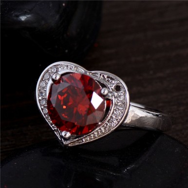 Silver Beautiful Red Heart CZ cubic zirconia Fashion Ring