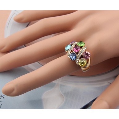 Gorgeous 18K Gold Plated Ring Synthetic Diamond Crystal