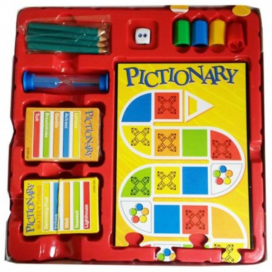 PICTIONARY Family Board Game - 2 Level Clues