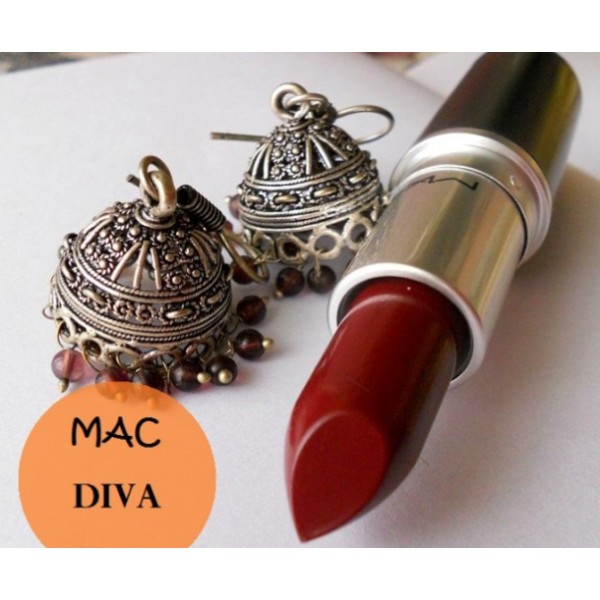 Mac Matte Lipstick - Shade Diva Lipstick -Full Size - Original
