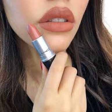 Buy Mac Velvet Teddy - Deep-Tone Beige Lipstick -Full Size - Original  online in Pakistan