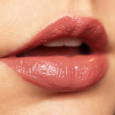 Milani Amore Shine Liquid Lip Color - Shade Tenderness - Full Size - Cruelty Free - Nourishing Lip Gloss with a High Shine - Original