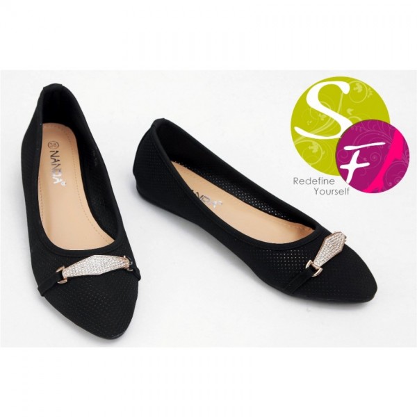 black colour ladies shoes