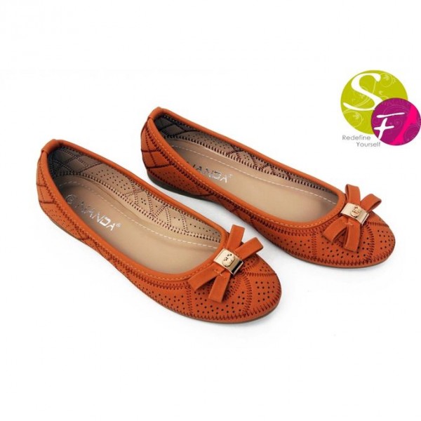 Ladies In Camel Colour Buyon.pk