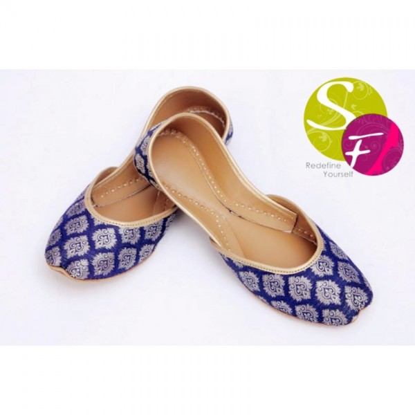 Khussa Style Banarsi Ladies Shoes in 