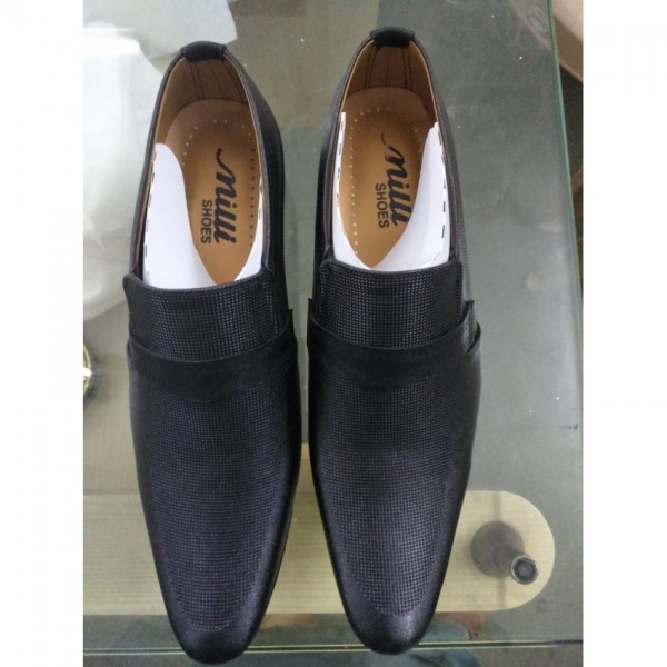 Formal Black shoe 