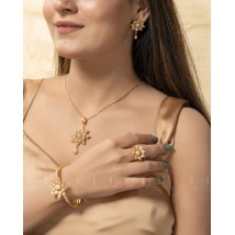 China gold plated locket set