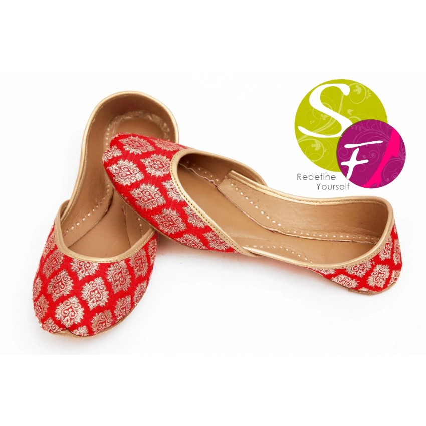 khussa style shoes